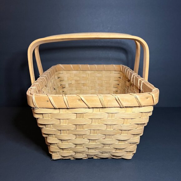 Vintage Spring 1999 Bath & Body Works Special Edition Wicker Basket w/ Handles - Picture 4 of 9